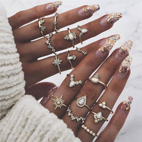 Sonicelife Vintage Gold Star Knuckle Rings For Women Crystal Star Crescent Geometric Female Finger Rings Set Jewelry 2023
