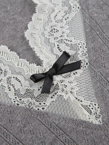 Sonicelife-Lace Trim Splice V Neck Long Sleeve Knit