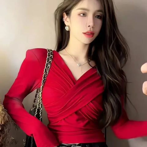 Sonicelife Autumn Red Slim Long Sleeve T Shirt Women Fashion Pleated V Neck Bottoming Shirt Elegant Chic Female Crop Tees New