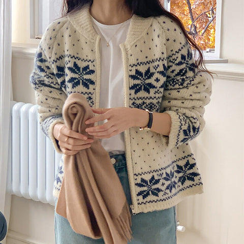 Sonicelife Aesthetic Snowflake Zip Up Cardigan