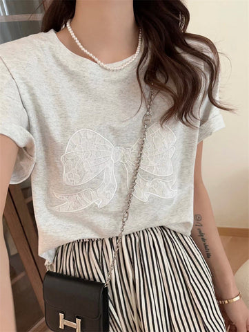 Sonicelife Embroidery Bow Oversized Short Sleeve Tee