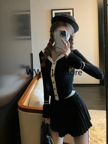 Sonicelife Korea Fashion Knitted Suit Office Lady 2025 Autumn Button Casual Sweater Tops Slim Y2k Mini Skirt Party Elegant 2 Piece Set Chic