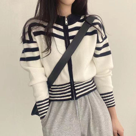Sonicelife Vintage Striped Cropped Cardigan Women Long Sleeve Casual Korean Knitted Tops Fall Zipper Stand Collar Elegant Cardigan New