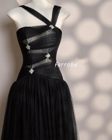 Sonicelife Customized Fashion Sexy Tulle Pleat Rhinestone Straight V-neck Long Dresses Bespoke Occasion Dresses Matching High Quality (PRE-ORDER)