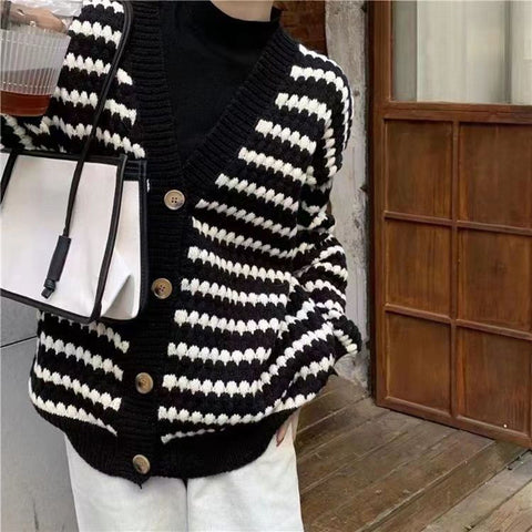 Black Friday Sonicelife Striped Knit Cardigan Women Black White Patchwork Fall Winter Warm Button Sweater Fashion Elegant Loose Chic Twist Coat