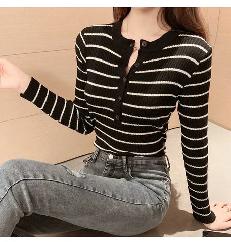 Sonicelife 2024 Autumn Winter Women T-shirts Elegant Stripes Knitted Tees Buttoned Up Long Sleeve Slim Women Knitted T-shirts