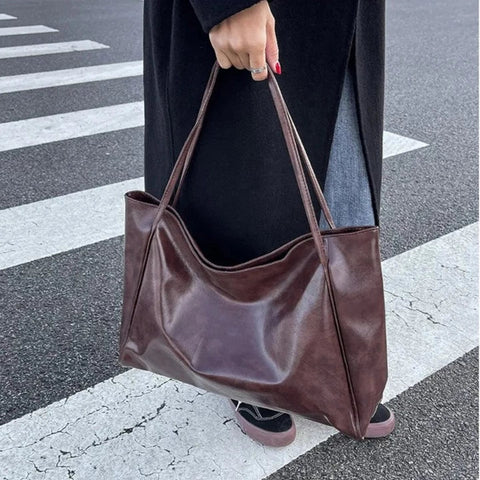 thanksgiving outfit Sonicelife Svea Leather Shoulder Bag