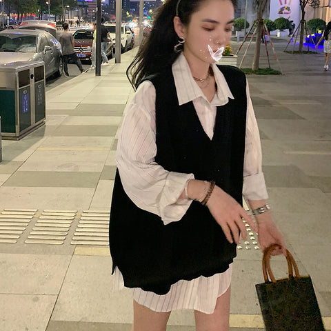Sonicelife Streetwear Retro Sweater Vest Women Loose Korean V Neck Slit Harajuku Grey Knitted Vest Fall Vintage Casual All Match Tops