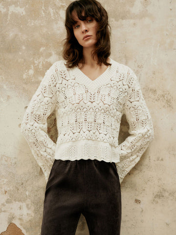Sonicelife Vintage Hollow Out White Sweaters Women V Neck Sweet Short Knitted Pullovers Fall Long Sleeve French Elegant Loose Jumpers