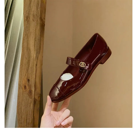 Sonicelife 2025 Fashionable Sheepskin Gold Buckle Round Toe Shallow Cut Flat  with Thick Heels,  Jane Shoes, Women's Singles Shoes