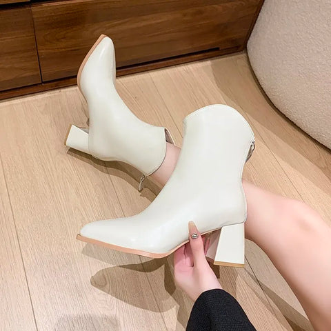 Sonicelife High heels female thick heel pointed short boots white female boots 2024 new autumn and winter female boots French fashion skinn