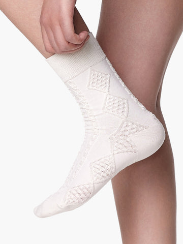 Sonicelife-Diamonds Eyelet Socks