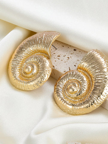 Sonicelife-Seashell Shaped Stud Earrings