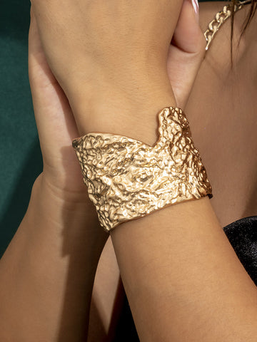 Sonicelife-Irregular Gold Cuff Bracelet