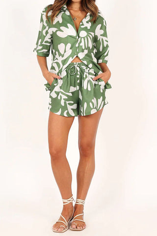 Sonicelife-Green Printed Short Sleeve Button Shorts Set