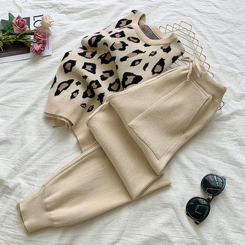 Sonicelife Knit Two Pieces Leopard Sweaters with Elastic Waist Trousers Set