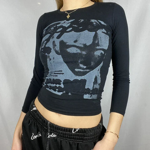 Sonicelife Gothic Print T-shirt Women Long Sleeve Slim Fit Crop Top Y2K Aesthetic Spring Autumn Sweats Tees Top Harajuku Streetwear