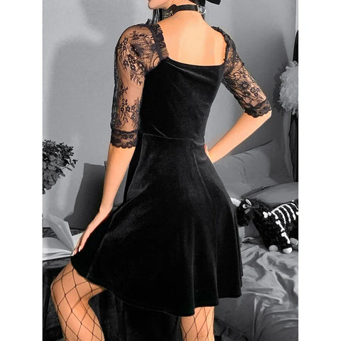 Sonicelife Women's Gothic Directional Design Dress 2024 New Dark Style Lace Splicing Lace Short Women's Dresses
