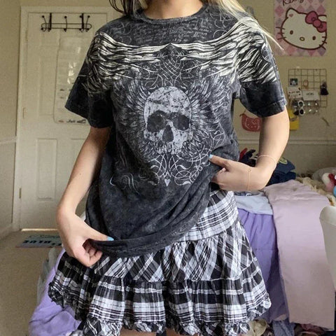 Sonicelife 2000s Retro Dark Academia T Shirt Y2K Skulls Wings Graphic Print Tops Summer Short Sleeve Harajuku Tees Mall Goth Clothes