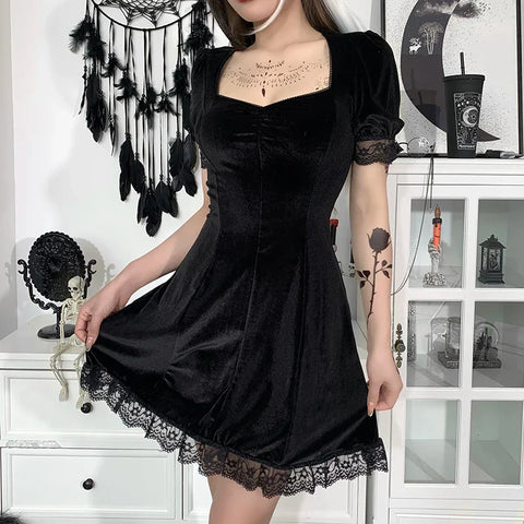 Sonicelife Women's Gothic Design Dress 2024 Solid Color Simple Style Dark Lace Patchwork Short Dresses