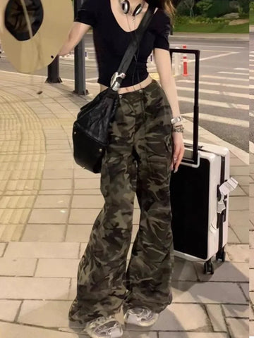 Sonicelife Oversized American Retro Camouflage Cargo Pants 2024 New High Waist Jeans for Women Y2k Straight Loose Wide Leg