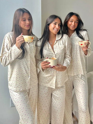 Sonicelife Women's Y2K 2Pcs Heart/Floral Print Pajamas Set Long Sleeve Lapel Button Up Shirt Tops+Sleepwear Pants Pjs Loungewear