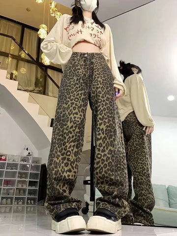 Sonicelife Vintage Street Leopard Print Straight Jeans for Women Y2k High Waist All-match Denim Pants 2024 New Loose Wide Leg Pants