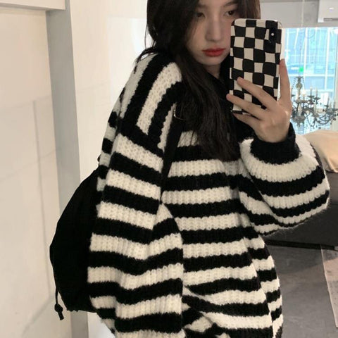 Sonicelife Striped Sweater Women Fashion Vintage Warm Round Neck Sweaters Pullover Loose Casual Sweater Long Sleeve Top Sweater Clothes