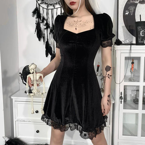 Sonicelife Women's Gothic Design Dress 2024 Solid Color Simple Style Dark Lace Patchwork Short Dresses