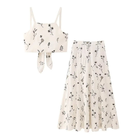 Sonicelife Floral Crop Top and A-Line Skirt Set