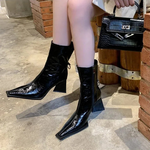 Sonicelife 2024 Autumn New Small Square Head Thick High Heel Short Boots Riding Boots High Heels Fashion Boots Shaped Triangle Heel 35-40