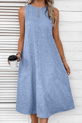 Sonicelife Sleeveless Pocket Midi Dress