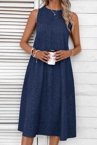 Sonicelife Sleeveless Pocket Midi Dress