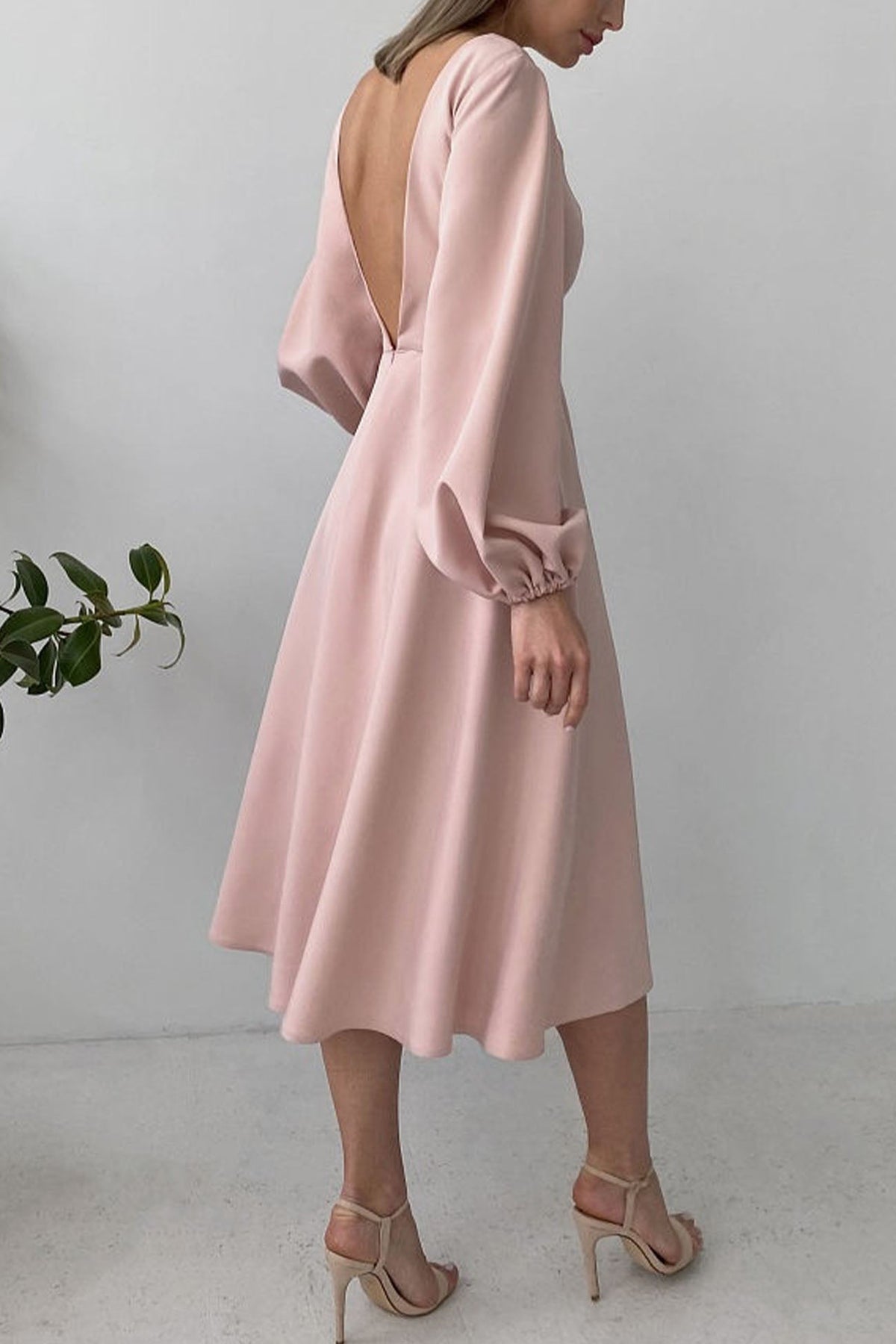 Sonicelife Solid Color Backless Lantern Sleeve Midi Dress