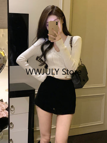 Sonicelife 2025 Autumn Black Casual Knitted Sweater Woman Outwear Basic Korean Fashion Blouse Office Lady Bodycon Slim Y2k Crop Tops Chic