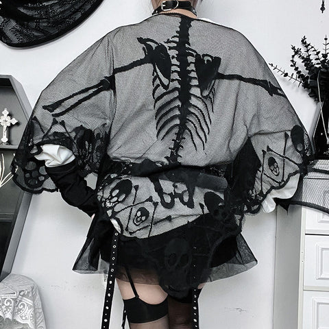 Sonicelife American Y2K Gothic Skull Lace Cape T-Shirt Women Retro Punk Street Loose Hollow Hot Girl Outerwear Halloween Festival Party Top