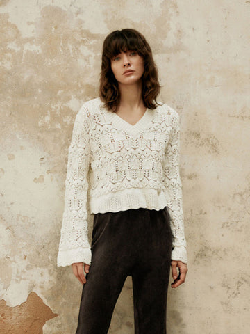 Sonicelife Vintage Hollow Out White Sweaters Women V Neck Sweet Short Knitted Pullovers Fall Long Sleeve French Elegant Loose Jumpers