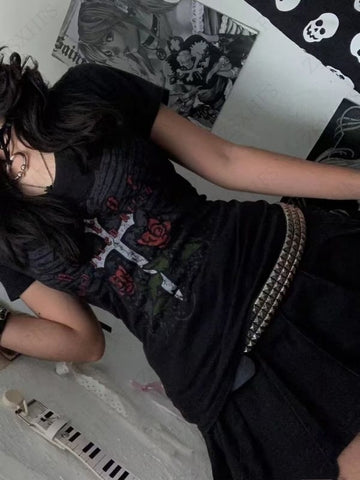 Sonicelife Grunge Women's T shirt Vintage Clothes 90s Casual Punk Hip Hop Short sleeve Femme Gothic Emo Graphic Tee Aesthetic Y2k Crop Top
