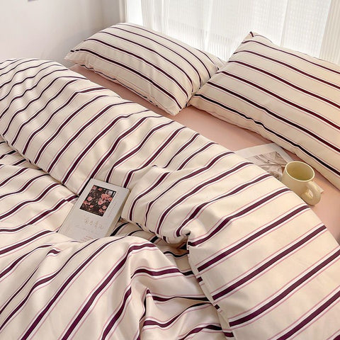 Sonicelife Simple Red and Blue Striped Duvet Cover and Four Piece Bed Sheet Set with Washed Cotton Bedding on the Bed