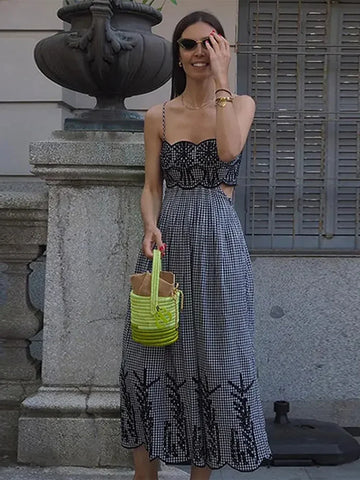 Sonicelife Plaid Embroidery Hollow Out Sling Dress For Women Sexy Backless Sleeveless Empire Female Dresses 2024 Summer Lady Beach Vestidos