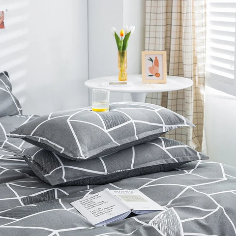 Sonicelife Grey Geometric Pattern Duvet Cover Four set series for Adults Teens Polyester Bedding Set with Zip Closure Comforter Covers