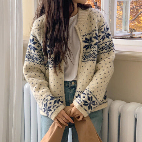 Sonicelife Aesthetic Snowflake Zip Up Cardigan