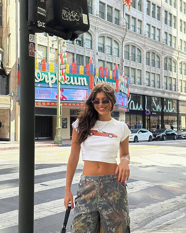 Back To School Sonicelife American Style Retro Y2K Millennium Style White Sports Car Short Short-Sleeved T-Shirt Women's Hot Girl Slim-Fit Bm Shoulder Sweet And Hot Top