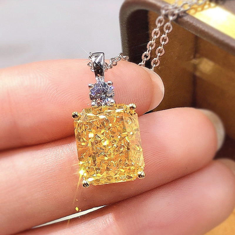 Gorgeous Yellow Square Cubic Zirconia Pendent Necklace Women Delicate Engagement Neck Necklace Gift Lady's Trendy Jewelry