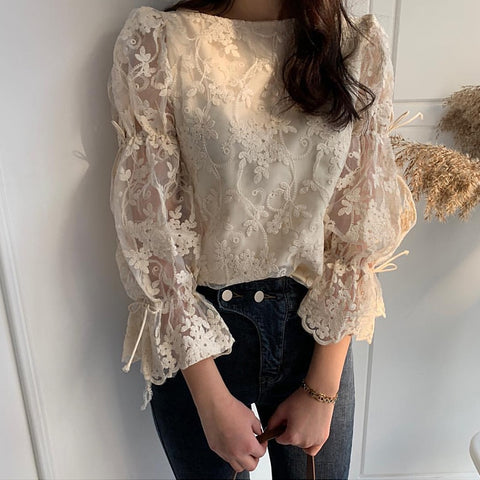 Spring Autumn New Girl Chiffon shirt Fashion embroidered lace Tops Elegant Flare sleeve Casual Women blouse Blusa womens blouses