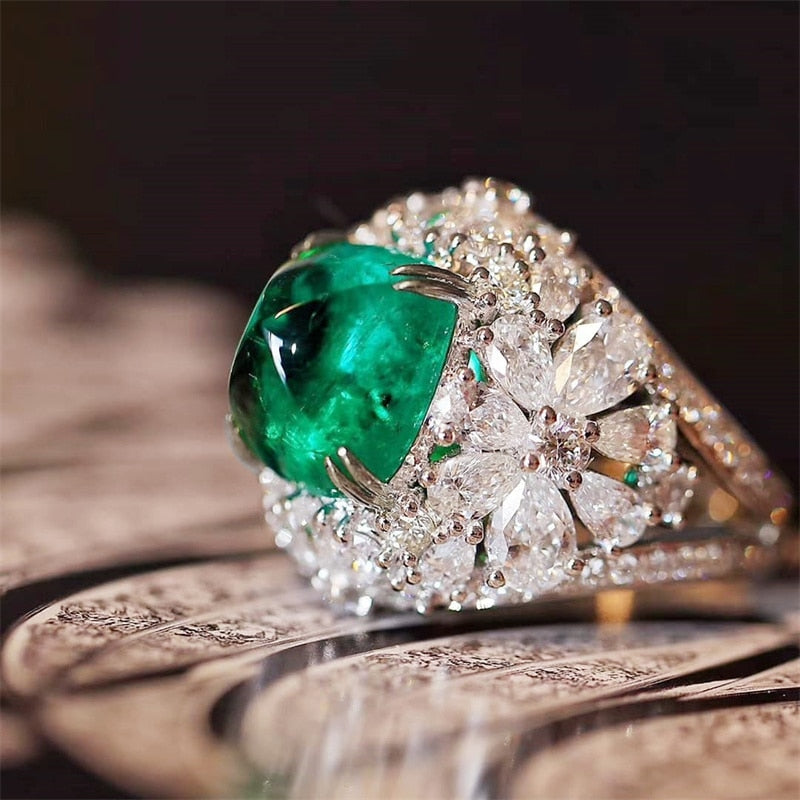 Sonicelife Gorgeous Green Rings for Women Wedding Engagement Accessories Aesthetic Flower Design Unique Female Ring Fashion Jewelry