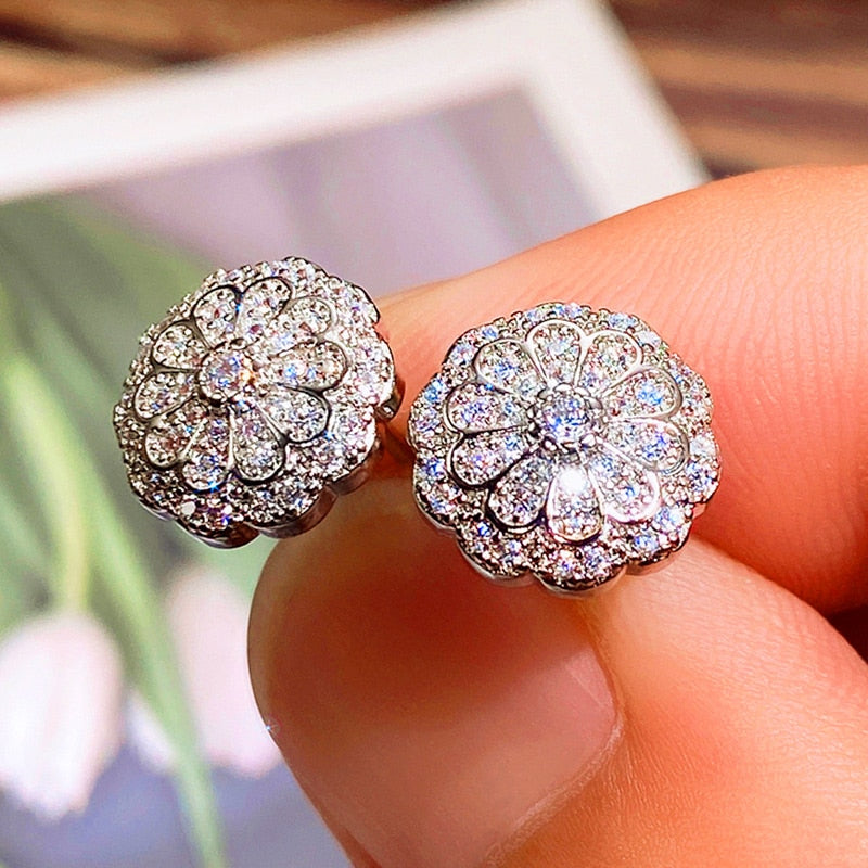 Dainty Flower Stud Earrings Bling Bling Cubic Zirconia Ear Piercing Earrings for Women Delicate Wedding Fashion Jewelry