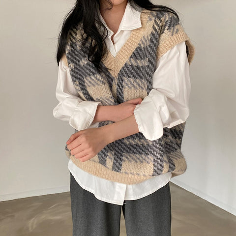 Sonicelife Stacked loose sweater vest check vest + white shirt suit