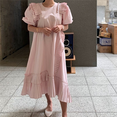 2023 new age-reducing pleated design super nice mid-length dress women