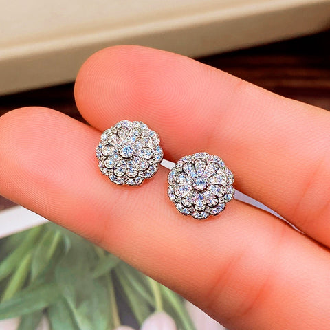 Dainty Flower Stud Earrings Bling Bling Cubic Zirconia Ear Piercing Earrings for Women Delicate Wedding Fashion Jewelry